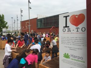 Scopri di più sull'articolo Torino: il piazzale di EATALY si colora di verde con OR-TO